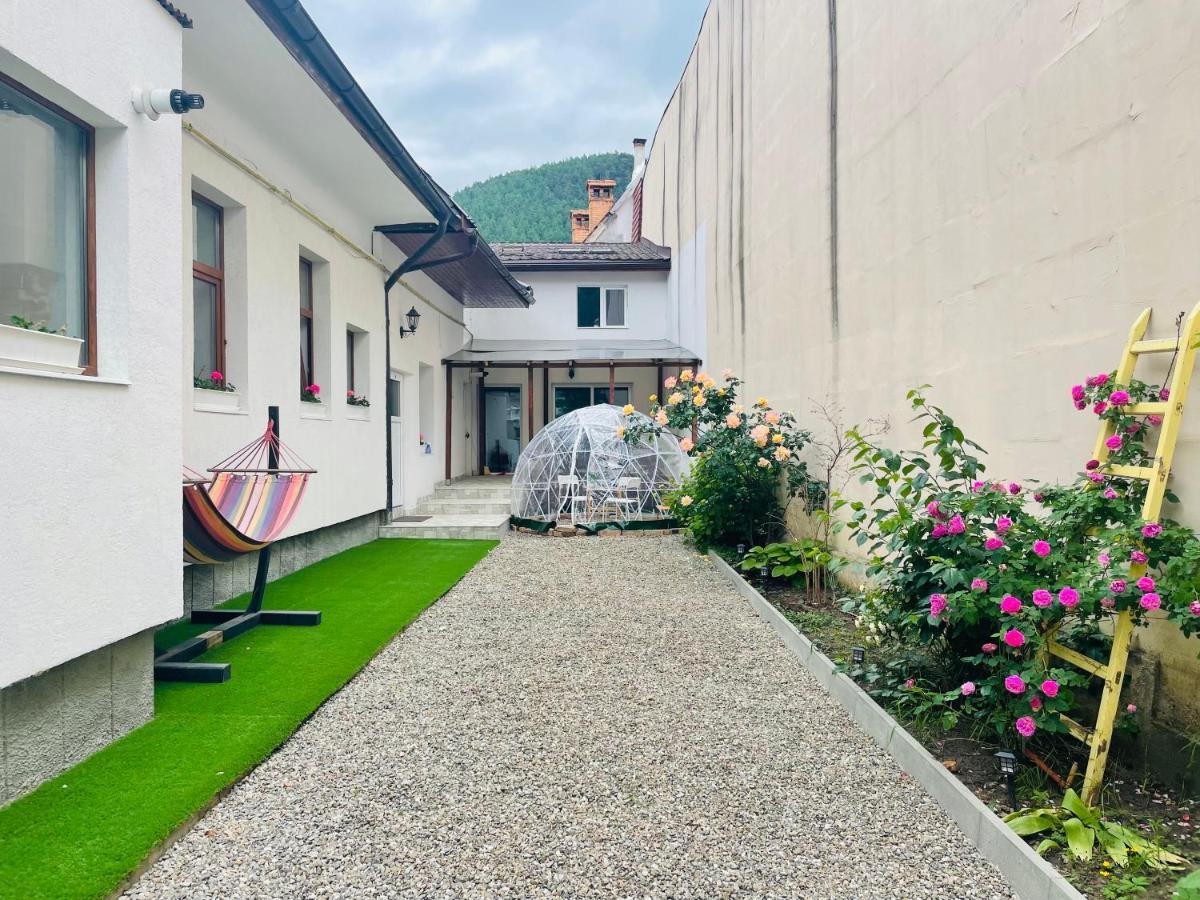 Londof Housing City Center Brasov Apartment Exterior photo